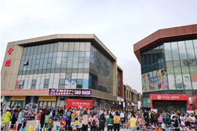萬達廣場|金街：醇熟現鋪，成熟選擇
